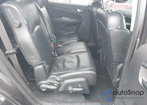 2016 Dodge Journey Crossroad Plus z USA, uszkodzony, nr VIN 3C4PDCGB0GT106974